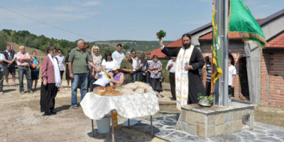 9-метров кръст осветиха край село Сусам