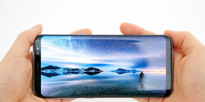 Инфинити дисплеят на Galaxy S8 с най-висока оценка от DisplayMate