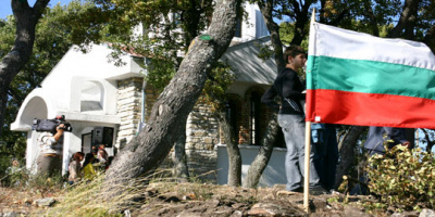 Хухла е едно от най-старите български села в Ивайловградско