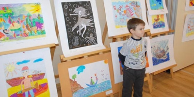 Деца от Ардино уредиха разноцветна изложба 