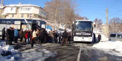 Два атобуса изселници от Турция участваха в митинг