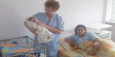 Първото за годината бебе в Гълъбово се роди навръх Бабинден