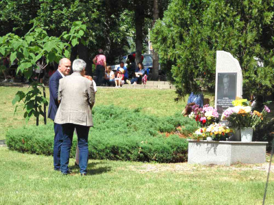 Кръщават улица в Минерални бани на проф. д-р Желязко Христов