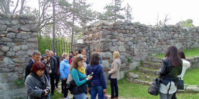 Превръщат крепостта в Минерални бани в малкия Царевец