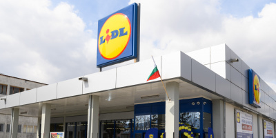 Обновеният Lidl във Велинград отново отваря врати