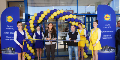 Един от магазините на Lidl в Пловдив отваря врати с обновена визия