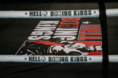 Звезди и шампиони на ринга – шоуто на живо HELL Boxing Kings започва!